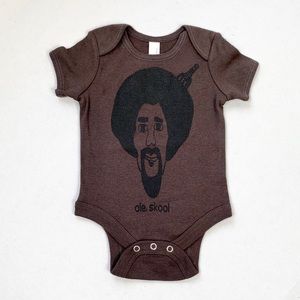 Boys brown bodysuit size 12 - 18 months, snapsuit